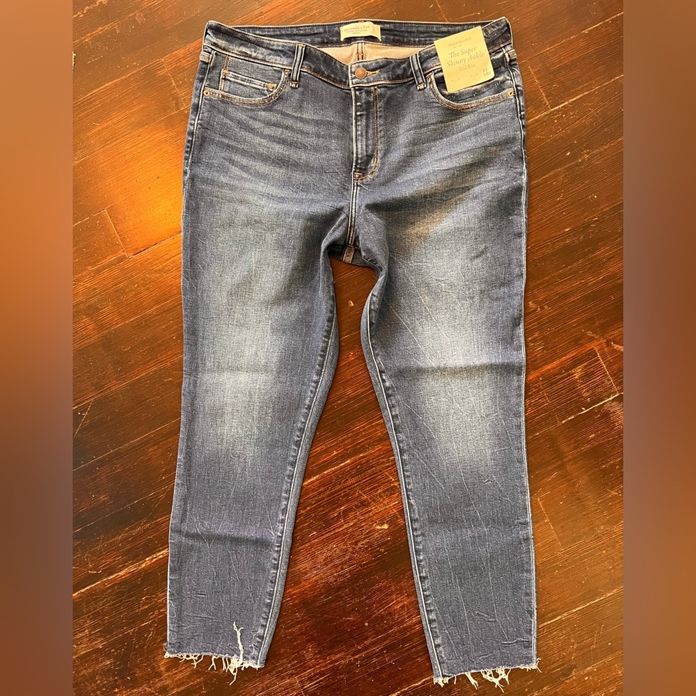 NWT Abercrombie & Fitch Super Skinny Ankle